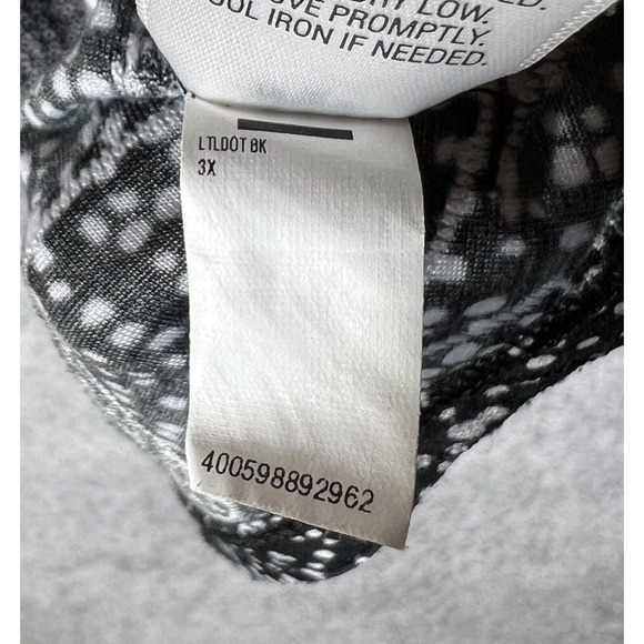 Croft & Barrow Black Textured Abstract Sharkbite Hem Top Womens‎ Size 3X Stretch - Picture 5 of 15